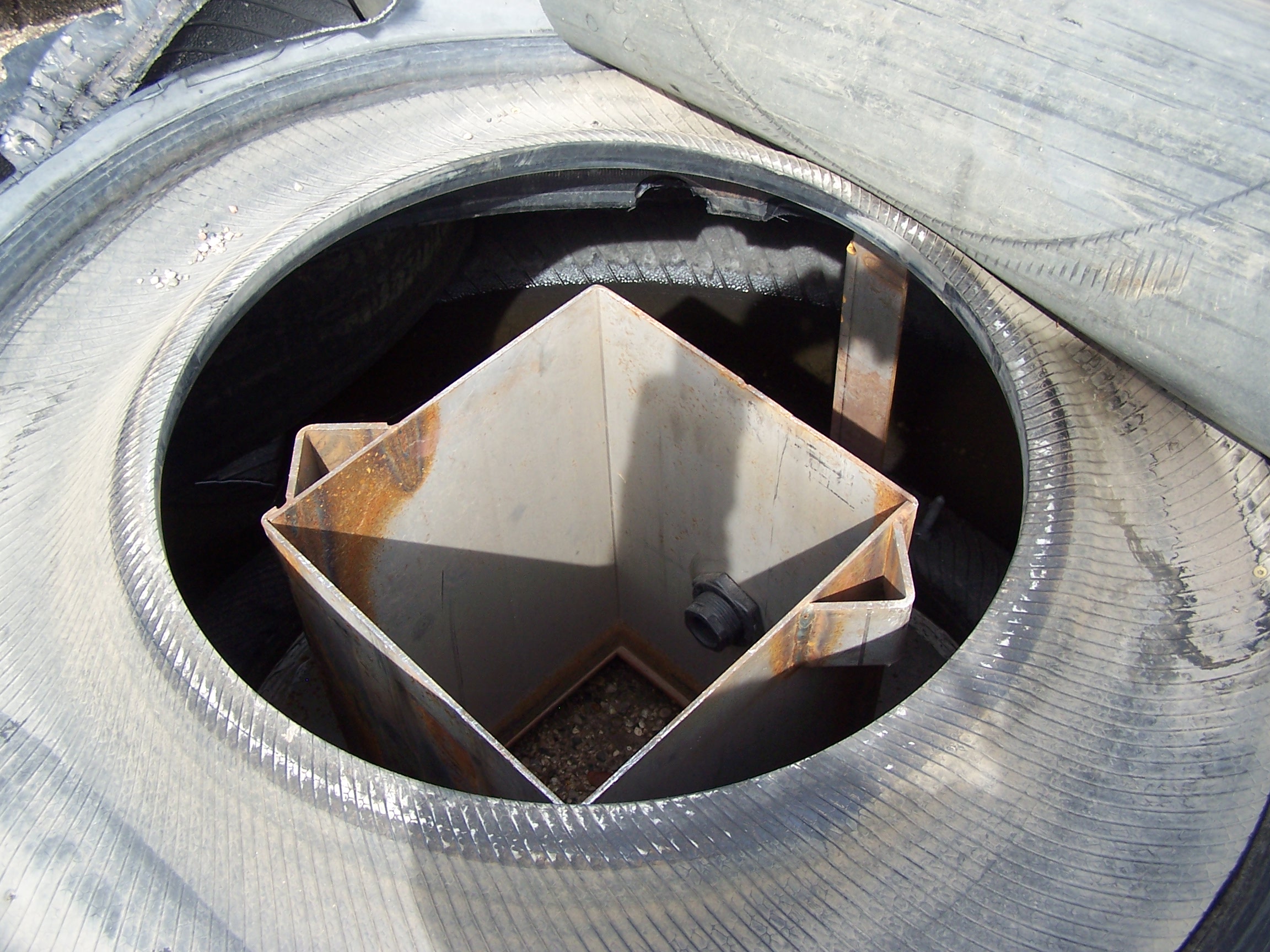 TIRE WATER TANKS - Image 4