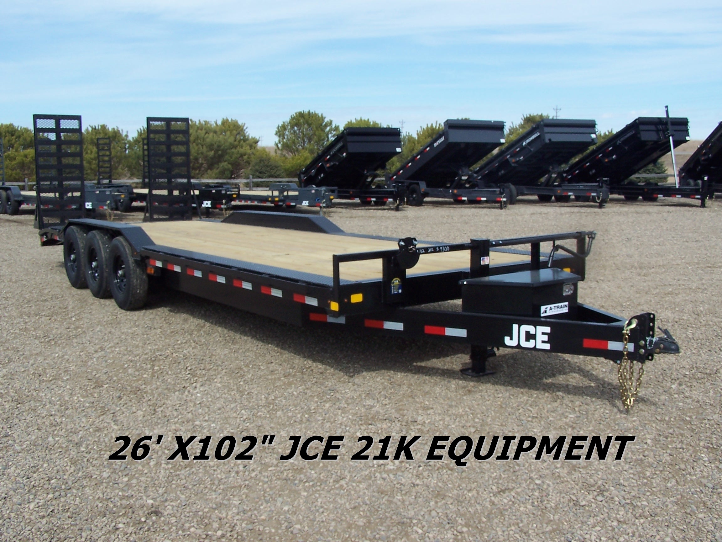 JCE 26'X102" EQUIPMENT TRAILER 21K