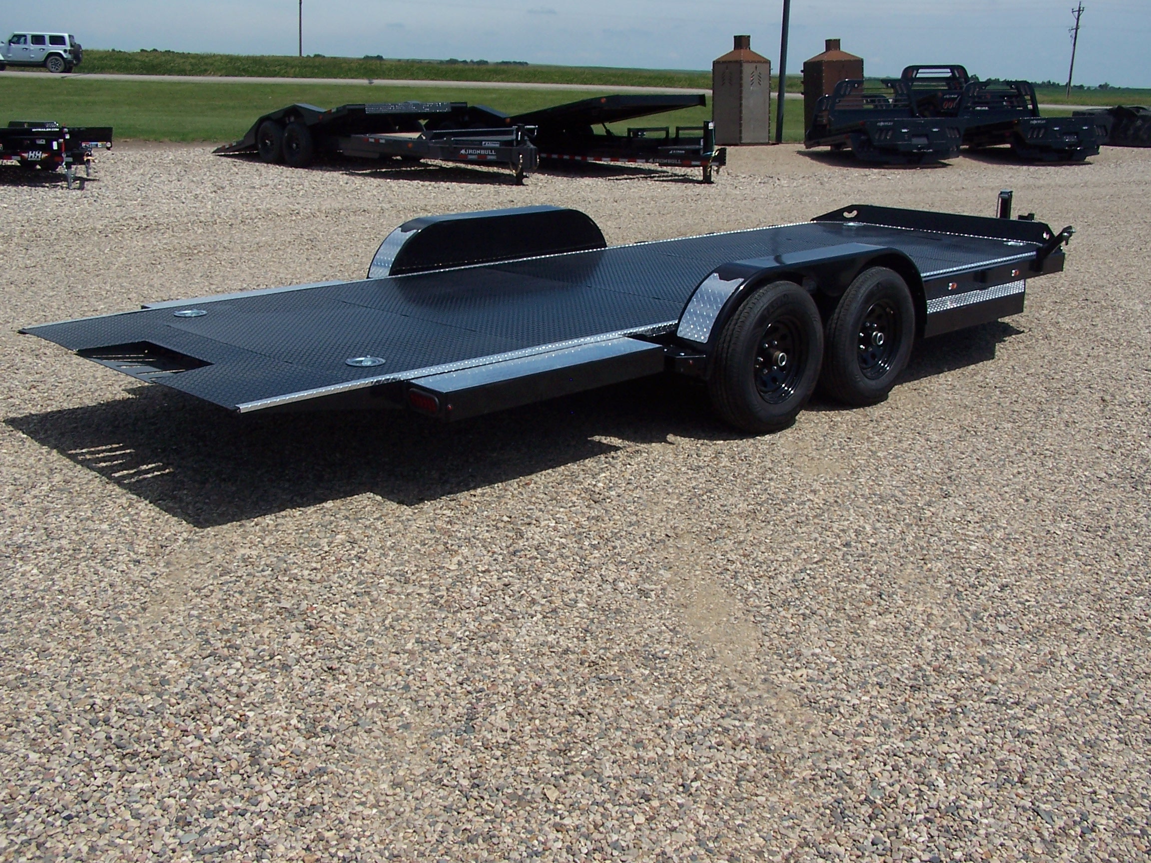 IRON BULL TRB TILT CAR HAULER - Image 3