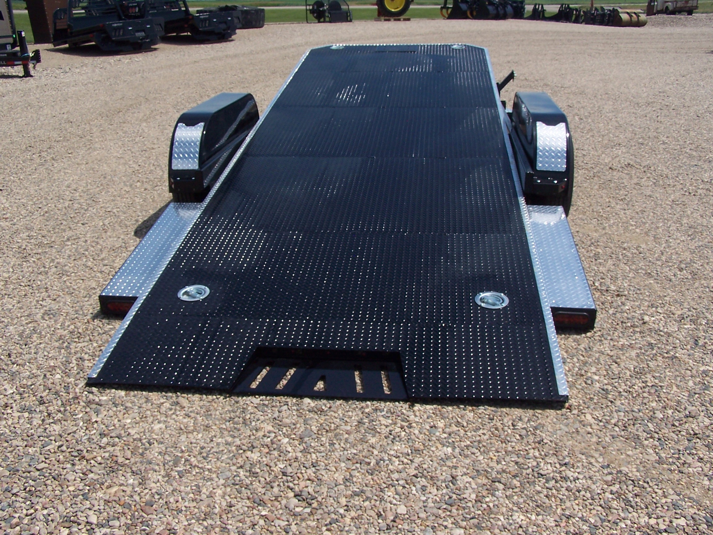 IRON BULL TRB TILT CAR HAULER - Image 5
